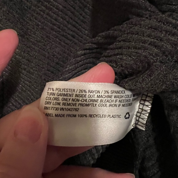 Gray pullover top - Picture 7 of 9